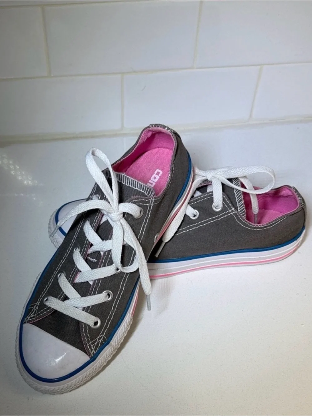 Converse classic low